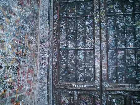 ������S�_�{�����������~����_