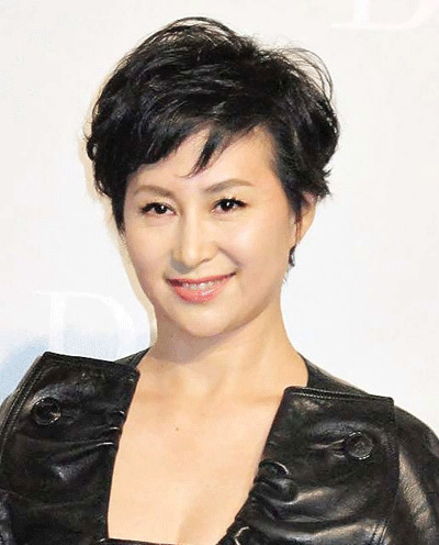 �γ�����ـ�����ܸɵ�Ů��