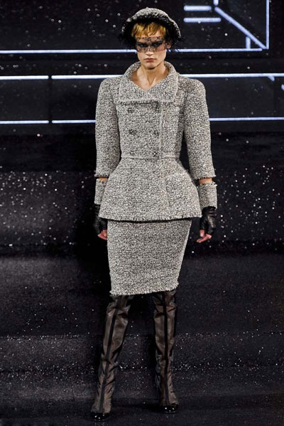 �ڰ�ϵ���΃� ����ȹ���o�k�T��