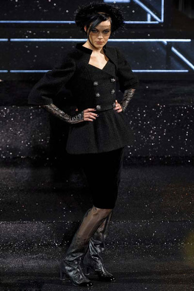 �ڰ�ϵ���΃� ����ȹ���o�k�T��