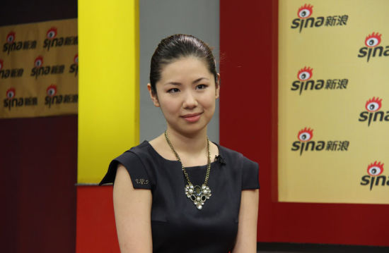 �~���ӣ����Ї�Ů��׃�ø�Ư��