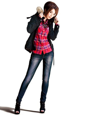 Hebe�����M�@Ψ���͹��L