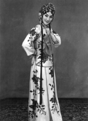 �Ի��飺÷�m��������Ů����