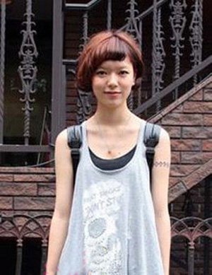 ����ʾ��¶�~�̄��� ��AĘ���@��ˬ