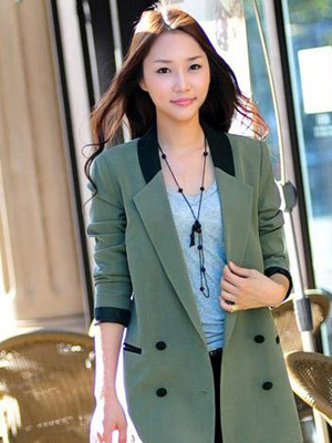 �������x �������b���@��ɫ����