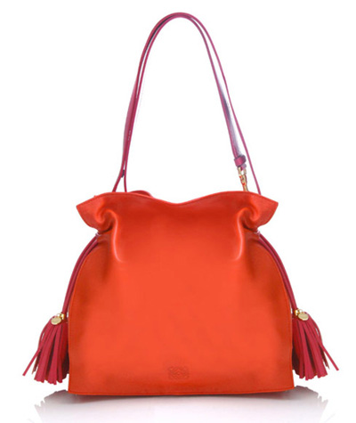 ��ɫ���� �����ִ�����ůɫ�{