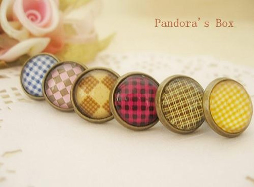 ��Щ׌Ů����е�С���¶��