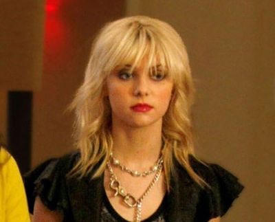 緋聞5即將開播 搖滾小J妝容進化史