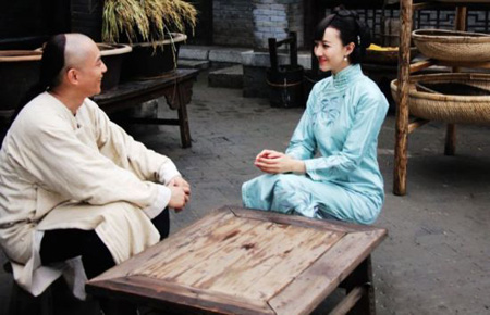 ��Сվ�L�ơ�Ů���ݏ͹������@����