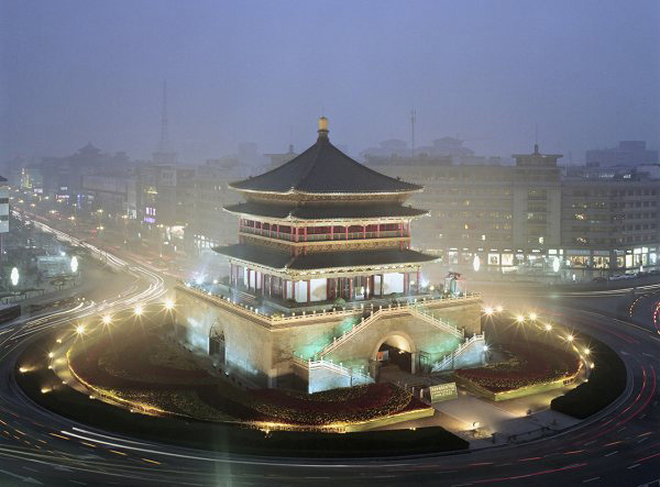 ������܇ȥ���У�Ʒ��ǧ��z·����