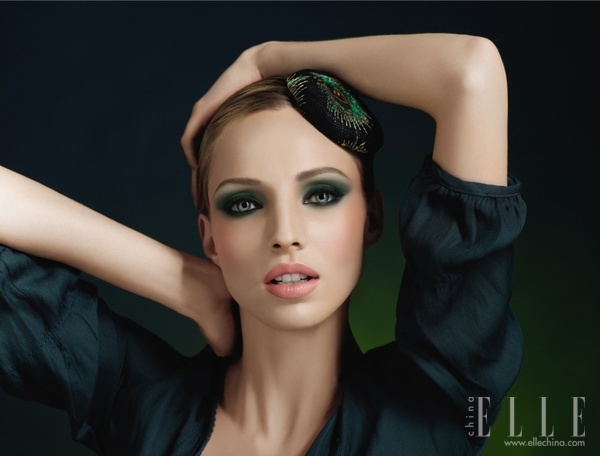 MAKE UP FOR EVER 2011�ﶬ�y�ݡ�����ɫ��Ѭ