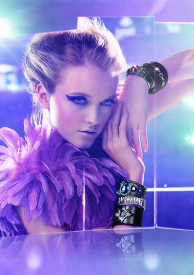 ��ģ��׃���������Z ˮ�����Ҳ�д�ħ��