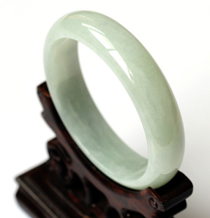 �Ї��Ŵ���Ůϲ�g��С����