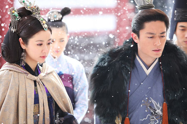 《傾世皇妃》首播 網友稱“凌亂劇”
