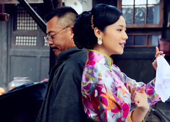 ���������ۡ�����ҕ���I�ܟ��� չʾ�Ї�Ů����