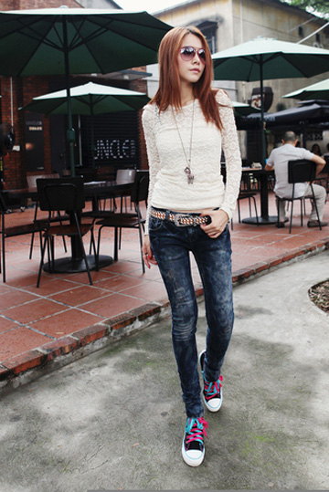 換季輕松換裝 長袖衫配仔褲修身又顯高