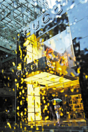 奢侈品牌無統一客服電話 消費者維權難