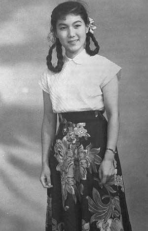 �ܶ�������ֵ���𾴵�Ư��Ů�����Pϼ