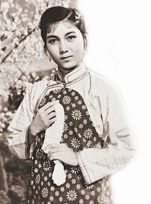 �ܶ�������ֵ���𾴵�Ư��Ů�����Pϼ