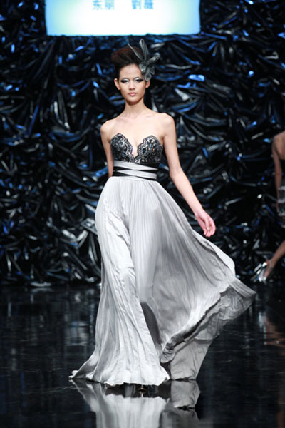 �|����ޱWei 2012������Ʒ�l(f��)����(hu��)