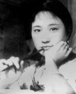 ���ʮ������Ů�y���q����Đ��齛�v