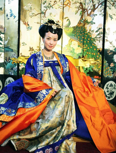 һ��Ů����t����Ќ����С���m��ǧ���᣿