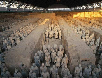 �ƽ⡰ǧ��һ�ۡ���ʼ����Ĺ֮�i