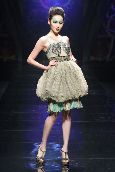 �Ї����H�r�b�����2012�߼����ưl(f��)����