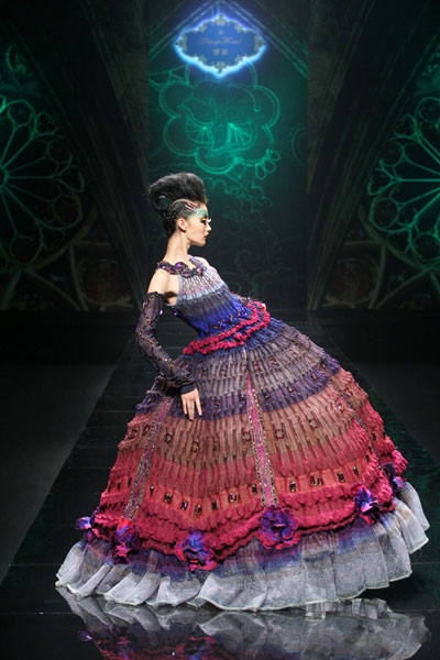 �Ї����H�r�b�����2012�߼����ưl(f��)����