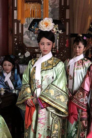 穎兒《后宮甄嬛傳》演反角 造型華麗細(xì)致