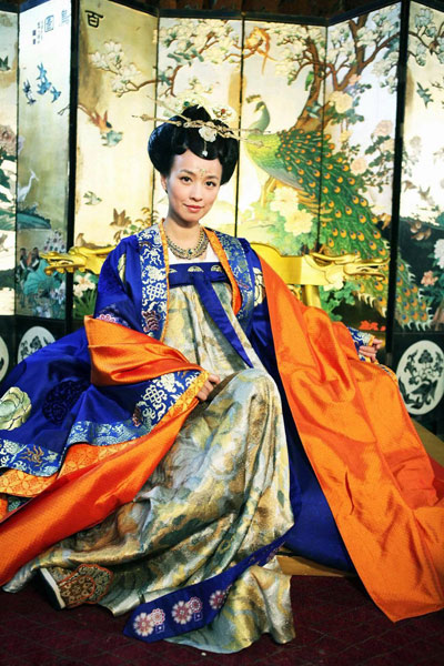 ��t���Ů������֮�i