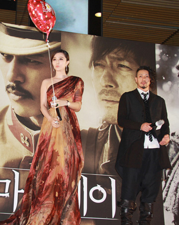 ��������ϯ��ӳ�Y �t̺Ů�����ȓQ�b