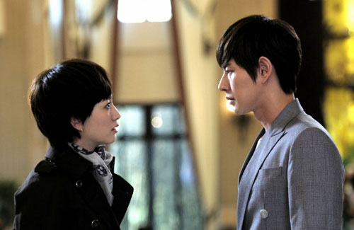 ���X������ӛ�����֚w�����H�巴ӳ������cԒ�}