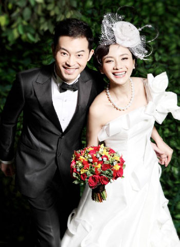 劉璇王弢美國完婚 盤點2011年幸福一對的明星
