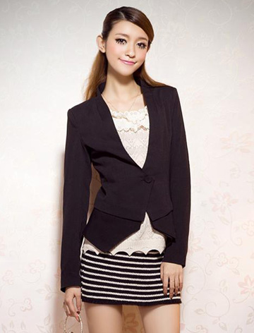 職業(yè)裝也能很時(shí)髦 OL穿搭不重樣