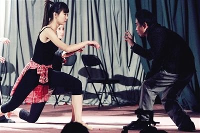 ����ˇ�g�WԺ����Ƭ��Ů����ӛ���W(w��ng)���߼t