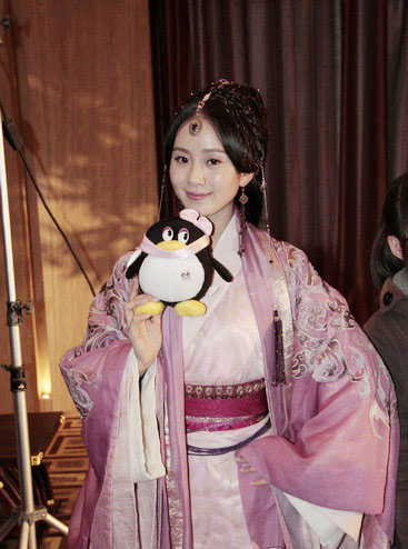 ��ԊԊ�����̡���Į������ ����ݡ���Ů��