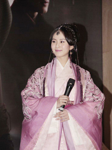 ��ԊԊ�����̡���Į������ ����ݡ���Ů��