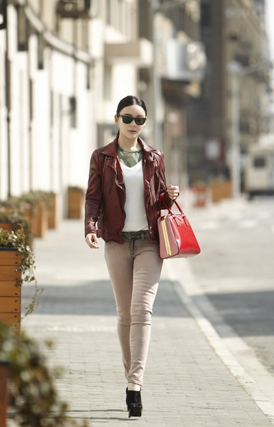 袁姍姍時尚街拍帥氣盡顯