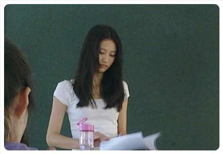 �V����Ů�̎������^ ��ѩޱ��ٝ�����ɽ�㡱