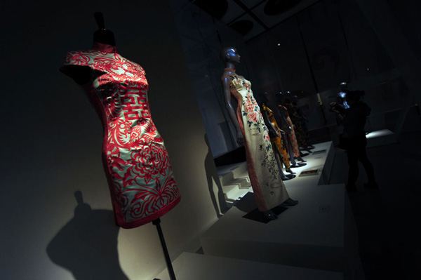 �A�y�L�� �Ї���������չ