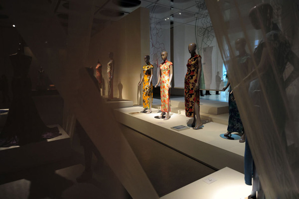 �A�y�L�� �Ї���������չ