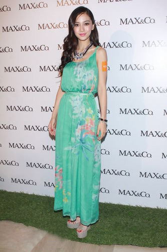 AngelaBaby���Gɫ�L(zh��ng)ȹ ���t����