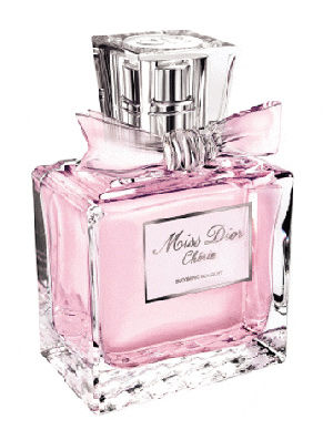 25�q����Ů����ˮ�����x��