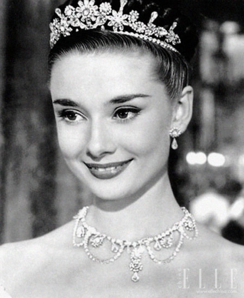 �������g����ʹ �ձ��Q��83����