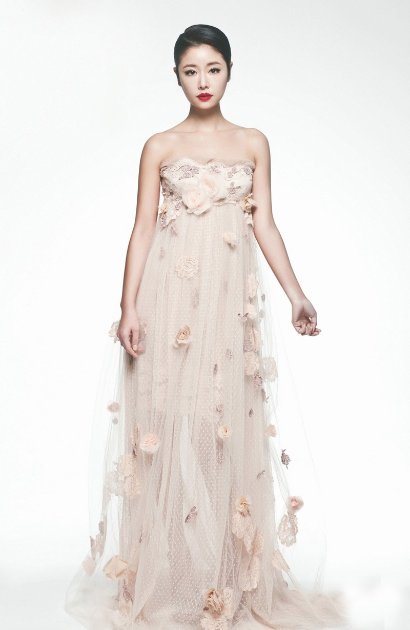 �����绨ȹΨ����Ƭ ����Ů����ʮ��