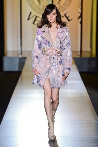 VERSACE�ﶬ�߶���ˮ���е�����ɯ