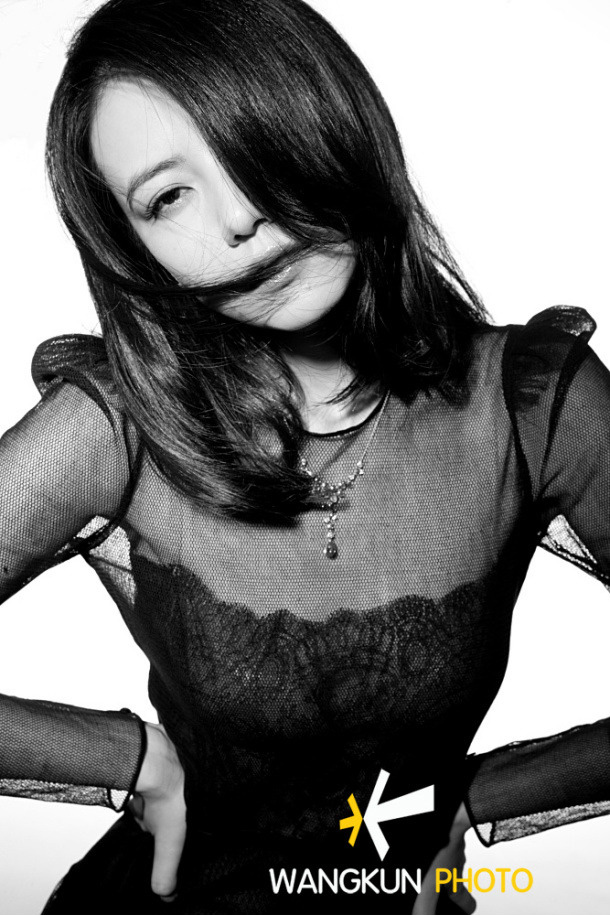 ������Ů�߈A�A