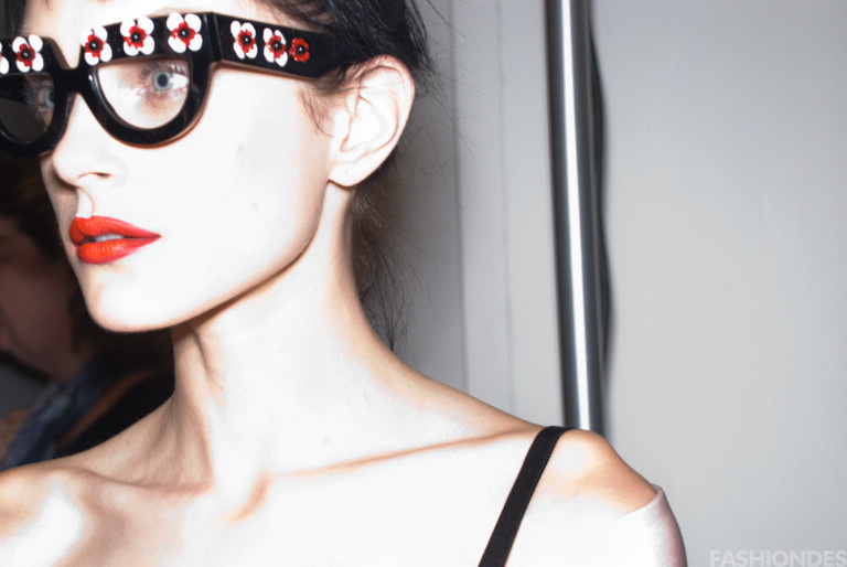 Prada�¼���ˇ�˞��`�� ���_�ֲ��D�ع�