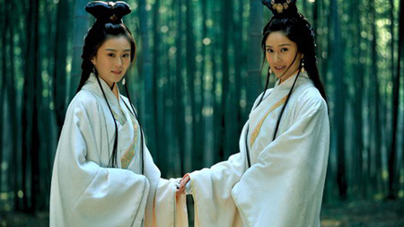 �����r������Ů�����а�